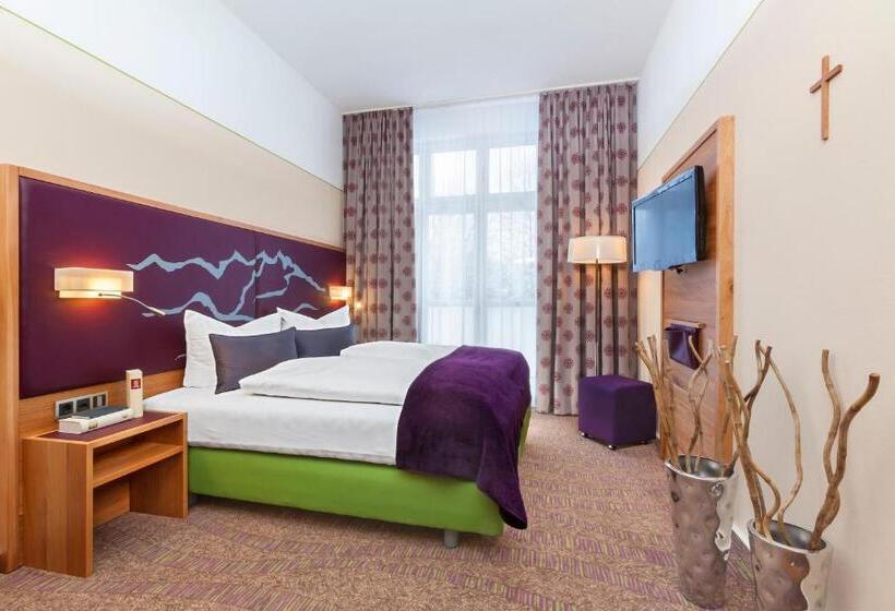 标准间, Raphael Im Allgäu