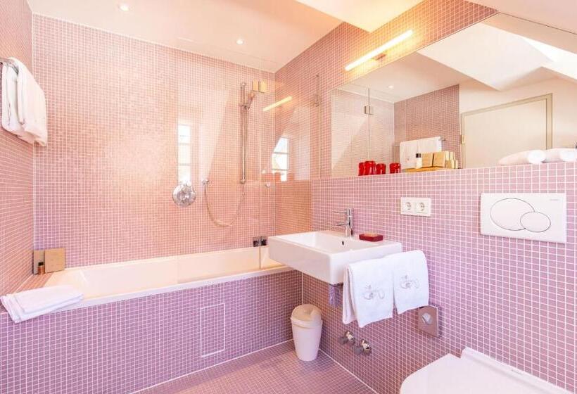 Quarto standard, Traube Blansingen