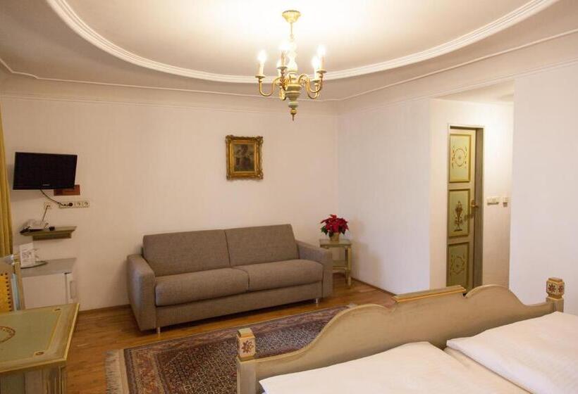 高级大房间, Wilder Mann