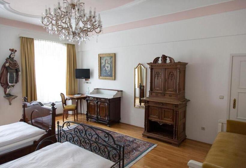 豪华房间, Wilder Mann