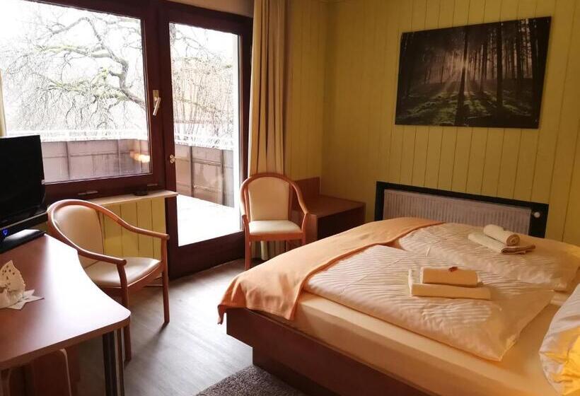 חדר סטנדרט עם מרפסת, Zur Schmiede