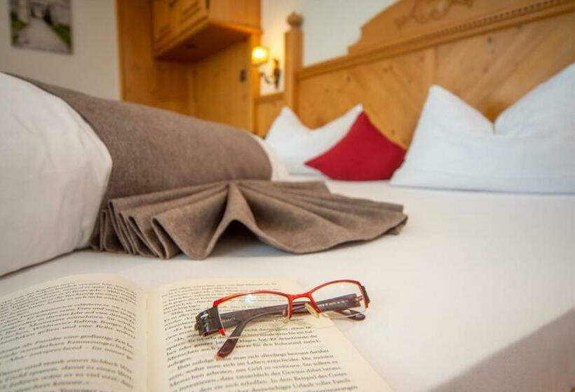 Номер Стандарт, Landhotelgockelwirt