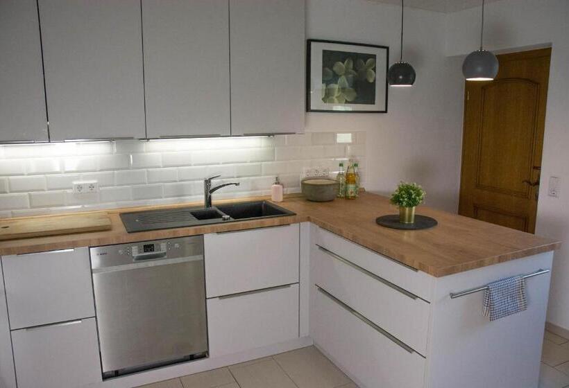 Апартаменты 2 Спальни, Landhotel Sonneneck Breuna Im Naturpark