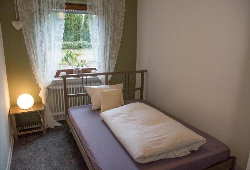 Апартаменты 2 Спальни, Landhotel Sonneneck   Breuna Im Naturpark