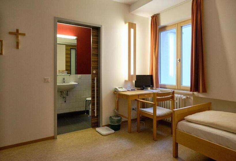 Номер Стандарт Индивидуальный, St. Bonifatiuskloster   Geistliches Zentrum