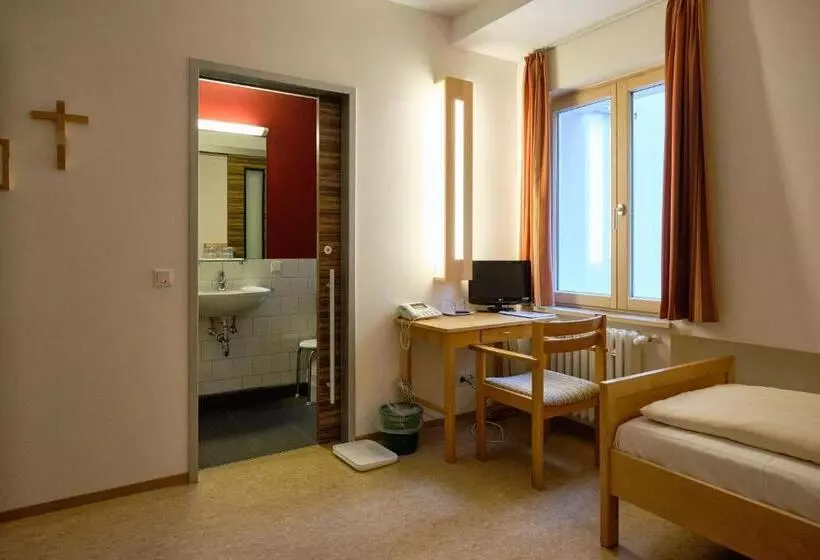 اتاق استاندارد یک نفره, St. Bonifatiuskloster   Geistliches Zentrum