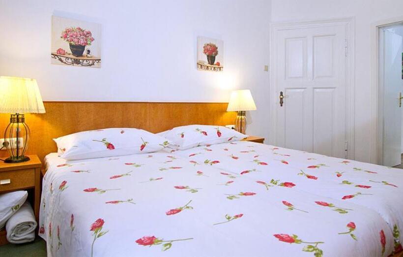 スタンダードルーム, Schifferkrug Hotel & Weinstube