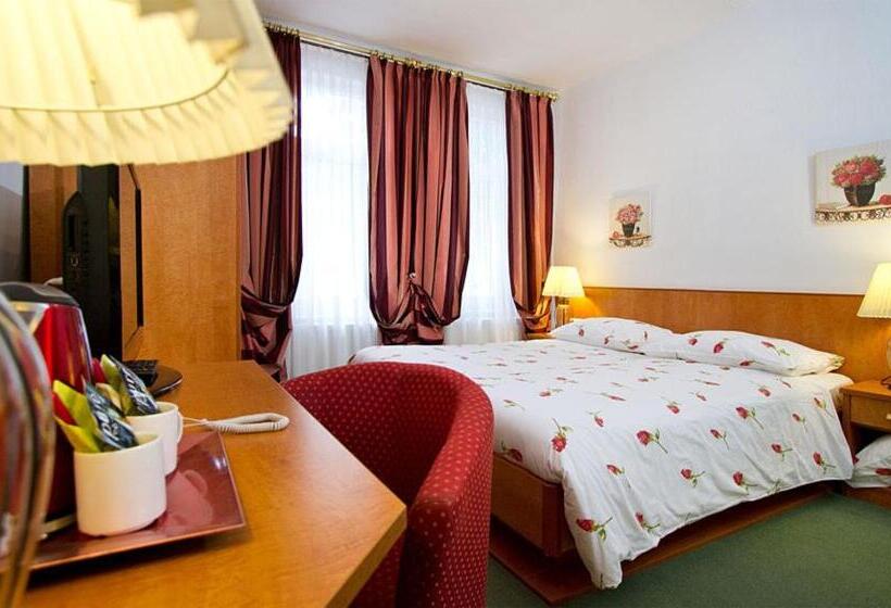 スタンダードルーム, Schifferkrug Hotel & Weinstube