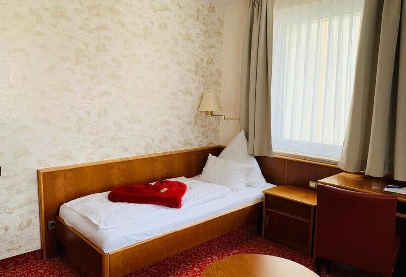 Quarto Estandar Individual, Seehotel Neue Liebe