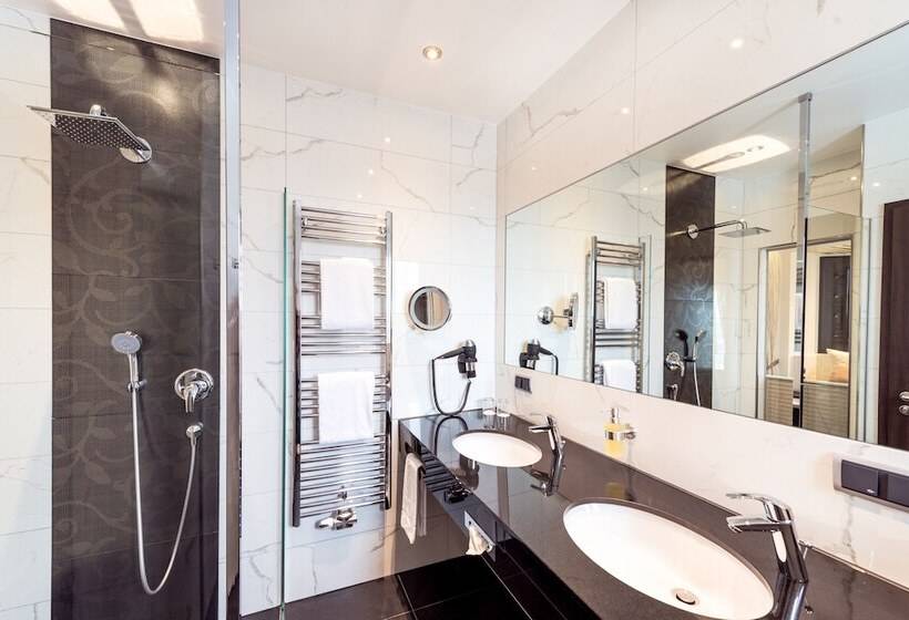 Полулюкс, Sieben Welten Hotel & Spa Resort