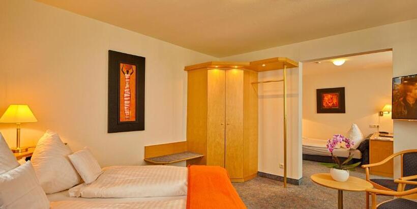 Четырехместный Номер Стандарт, Trip Inn Hotel Zum Riesen Hanau