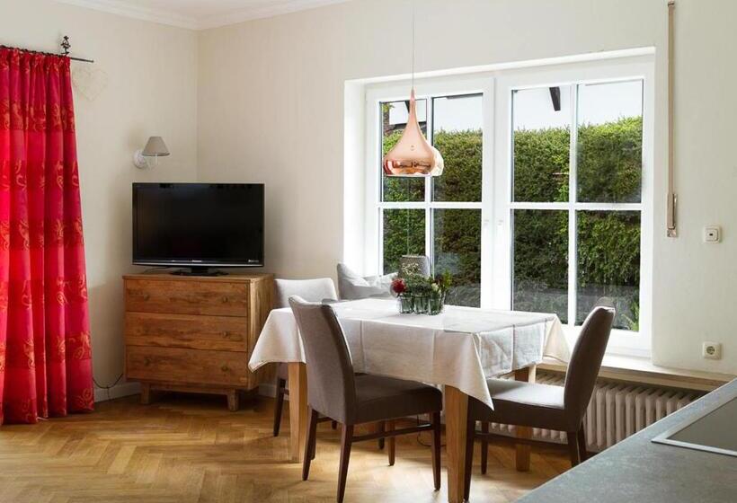 شقة غرفة واحدة مزودة بتراس, Alpenhof Garnihotel & Ferienwohnungen