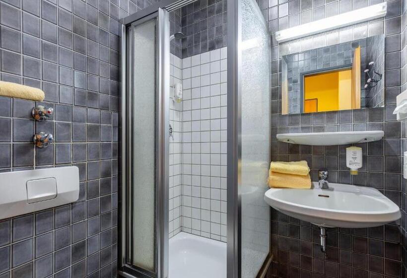 스탠다드 싱글 룸, Kassel Ost