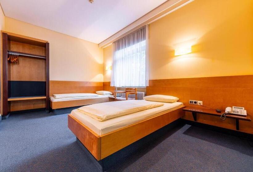 스탠다드 룸, Kassel Ost