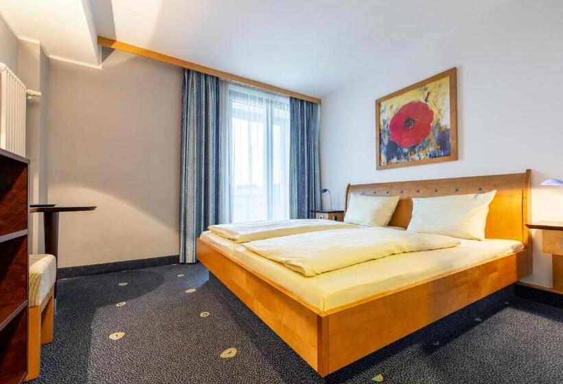 Номер Стандарт, Kassel Ost