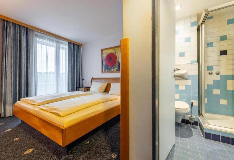 스탠다드 룸, Kassel Ost