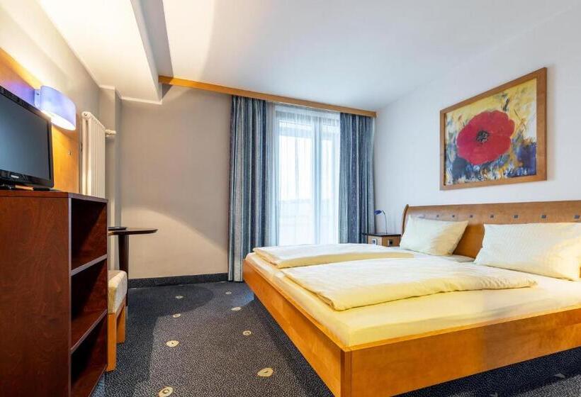 スタンダードルーム, Kassel Ost