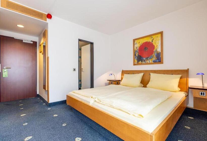 スタンダードルーム, Kassel Ost