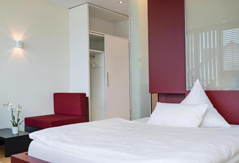 스탠다드 룸, Am Leinritt