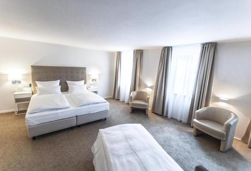 Номер Стандарт Трехместный, Bayerischer Hof