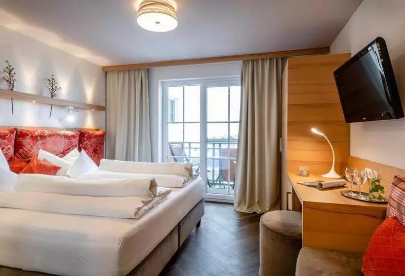 اتاق استاندارد یک نفره, Das Stemp Wellnessresort 4 Sterne Superior