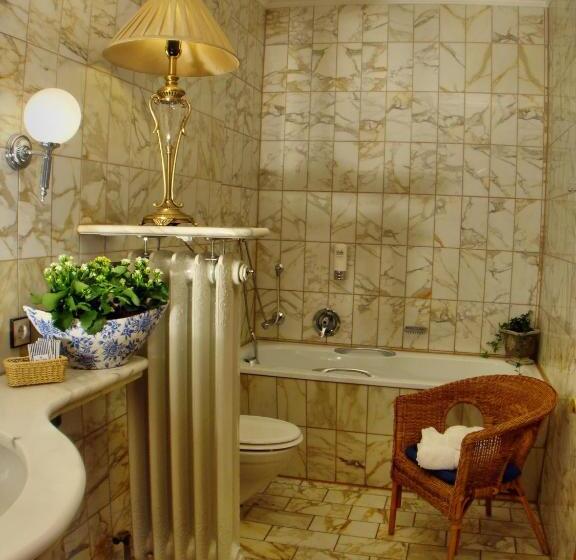 חדר סטנדרט, Der Platengarten