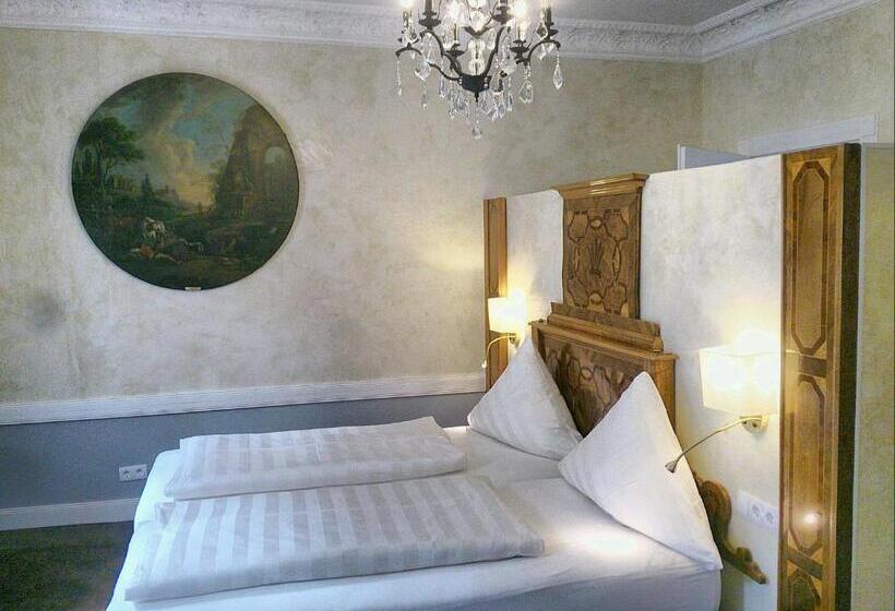 חדר סטנדרט, Der Platengarten