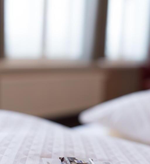 Номер Стандарт, Deutsches Haus