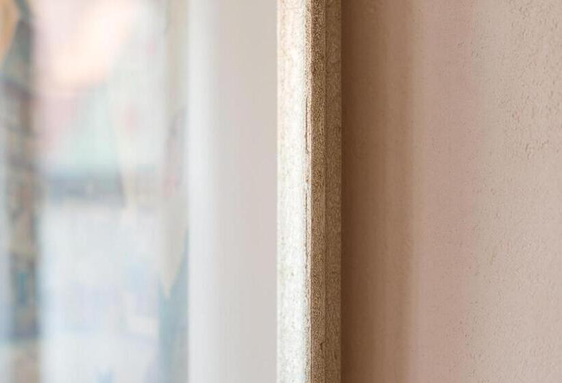 Номер Стандарт, Deutsches Haus