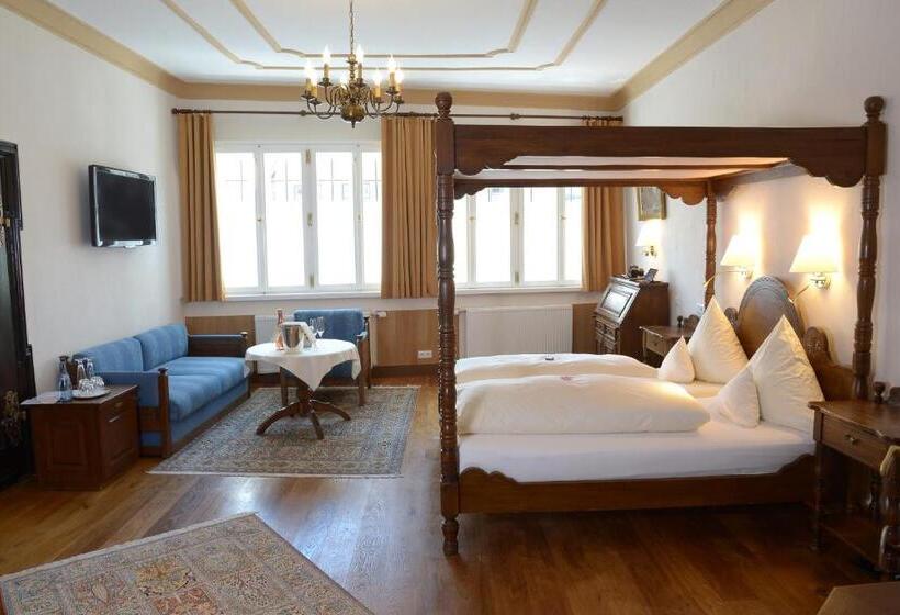 Люкс, Deutsches Haus