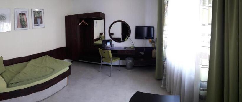 标准单人间, Dietz