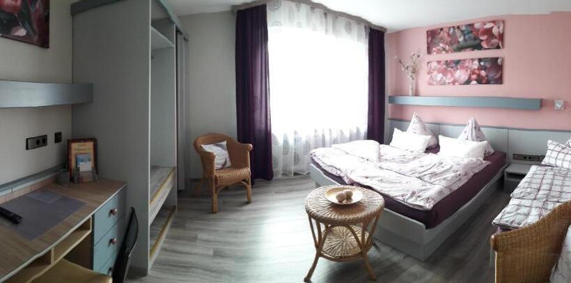 标准三人间, Dietz