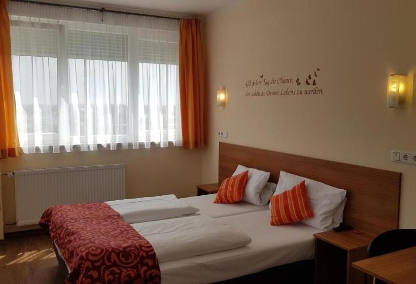 Номер Премиум, Dream Inn Hotel Regensburg Ost