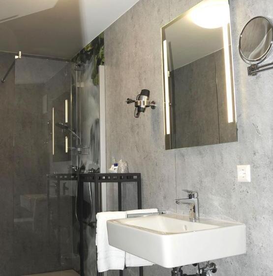 スタンダードルーム, Hamann