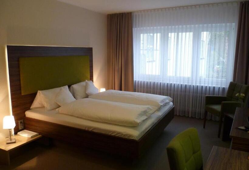 Quarto Estandar, Kronprinz
