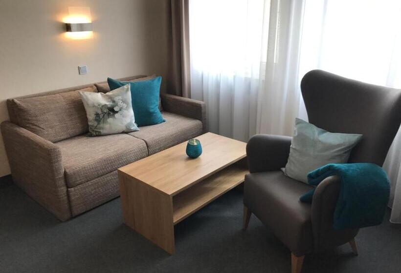 Quarto Estandar, Kronprinz