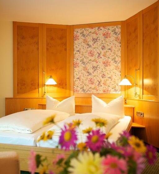 Номер Стандарт, & Restaurant Dornweiler Hof