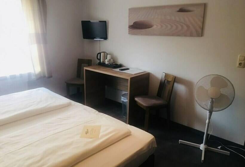 חדר סטנדרט, Sandstern