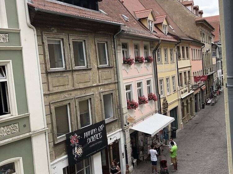 חדר סטנדרט, Sandstern