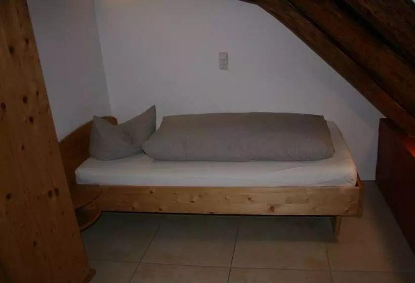 スタンダードシングルルーム, Landhotel Am Hopfengarten