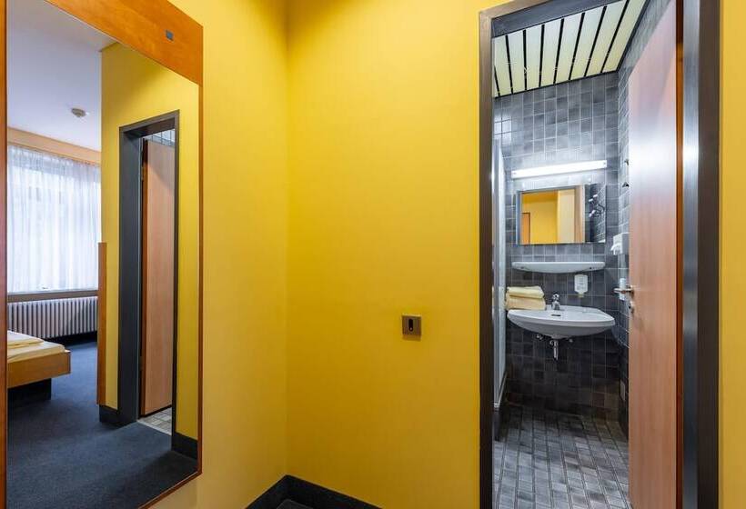 스탠다드 싱글 룸, Kassel Ost