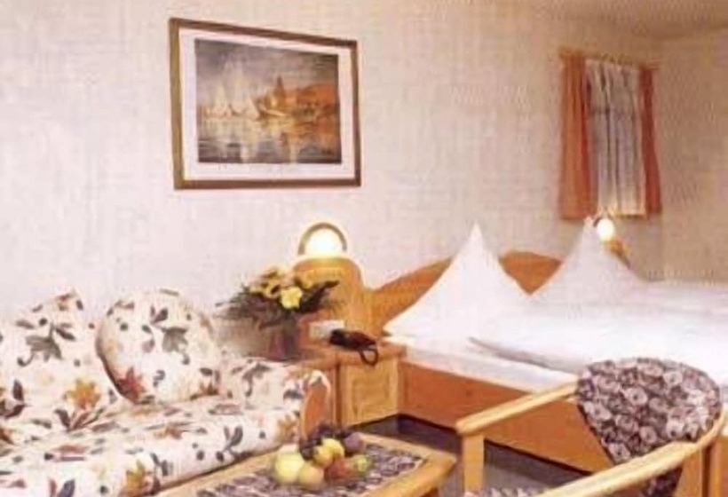 标准单人间, Der Gasthof In Alfdorf