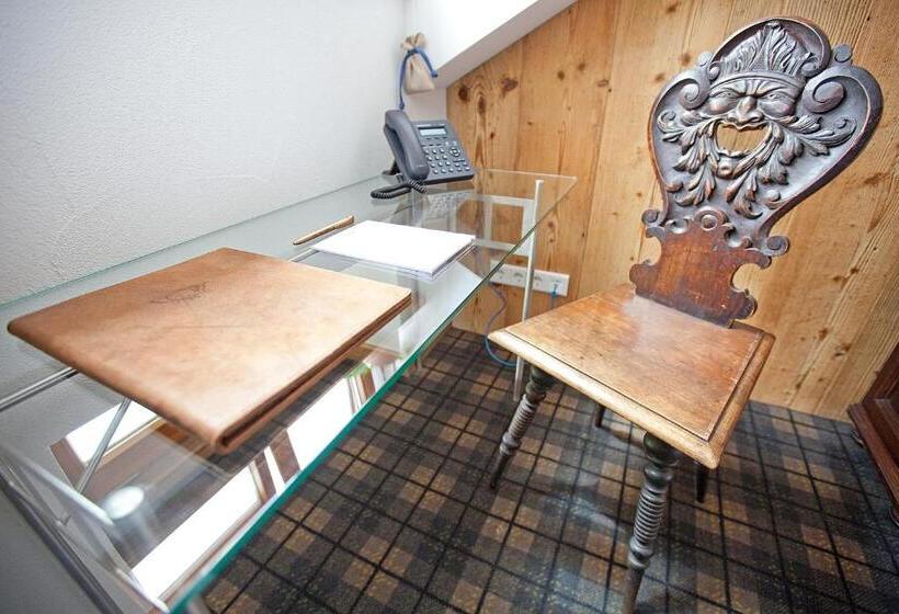 Номер Стандарт, Die Post Landgasthof Aufkirchen