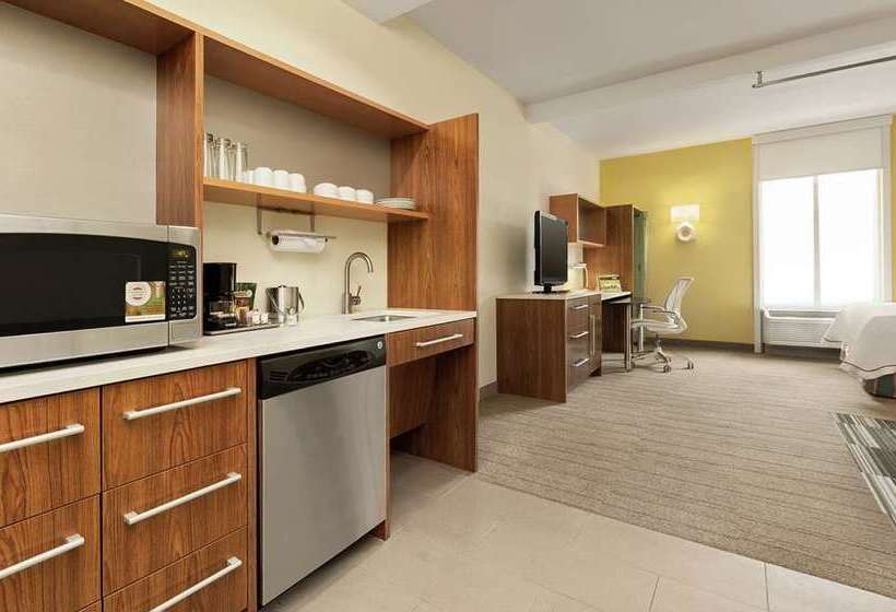 スタンダードスタジオ, Home2 Suites By Hilton West Edmonton, Alberta, Canada