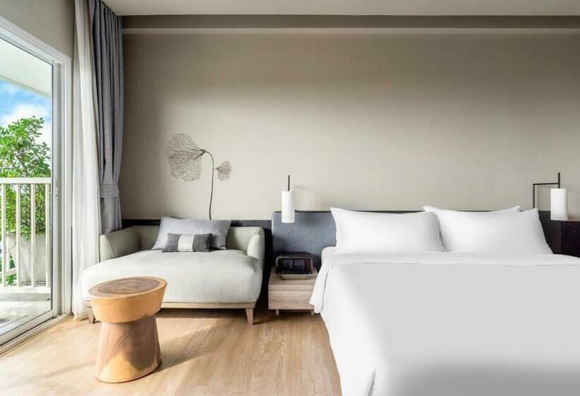 اتاق لوکس با تخت بزرگ, Cross Pattaya Pratamnak   Sha Plus