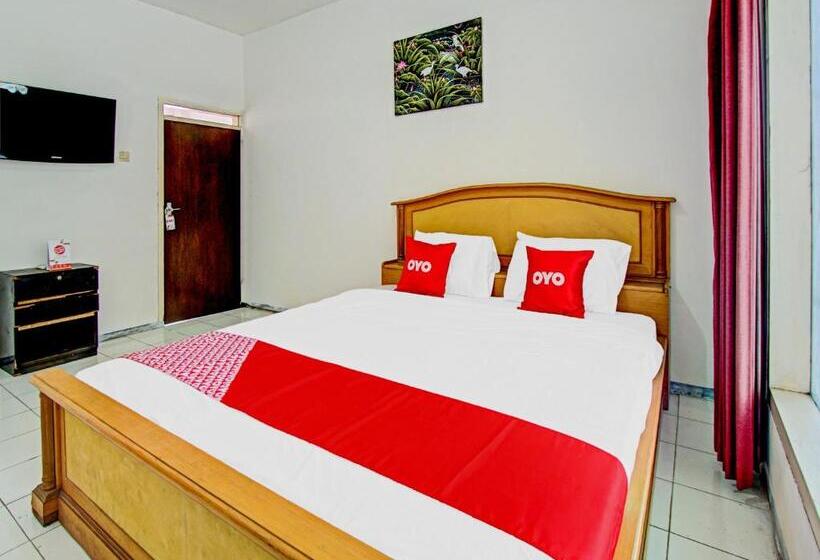 Номер Стандарт, Live Homestay By Oyo Rooms