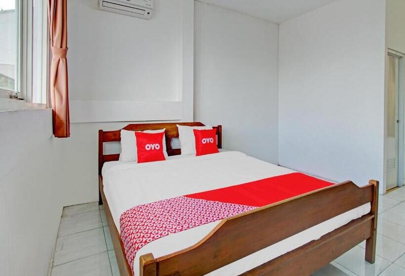 Номер Deluxe, Live Homestay By Oyo Rooms