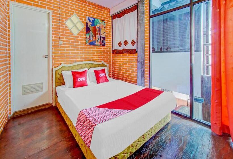 Вилла 2 Спальни, Live Homestay By Oyo Rooms