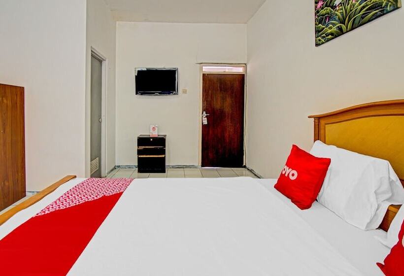 Номер Стандарт, Live Homestay By Oyo Rooms