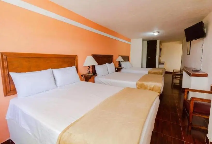 اتاق استاندارد سه تخته با بالکن, Casa 12 Reales Guanajuato